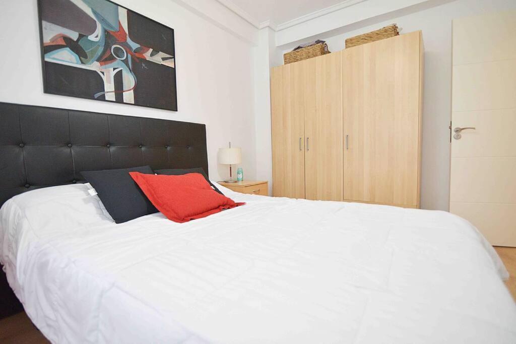 El Apartamento De Los Pinares By Just Room Santander Exterior photo