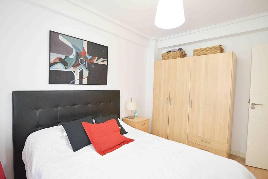 El Apartamento De Los Pinares By Just Room Santander Exterior photo